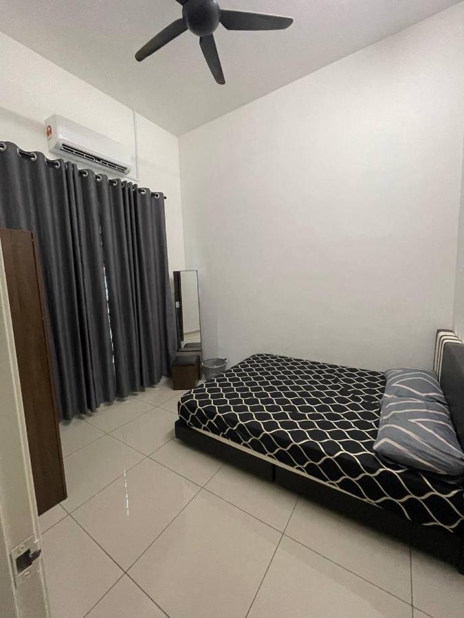 Bungalow Homestay Jasin Perdana Ngoại thất bức ảnh