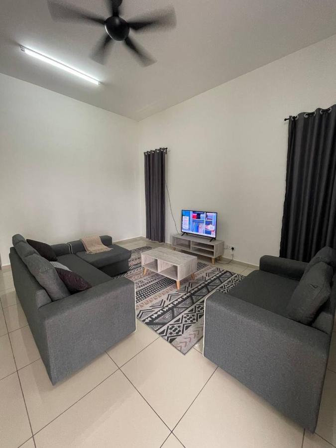 Bungalow Homestay Jasin Perdana Ngoại thất bức ảnh